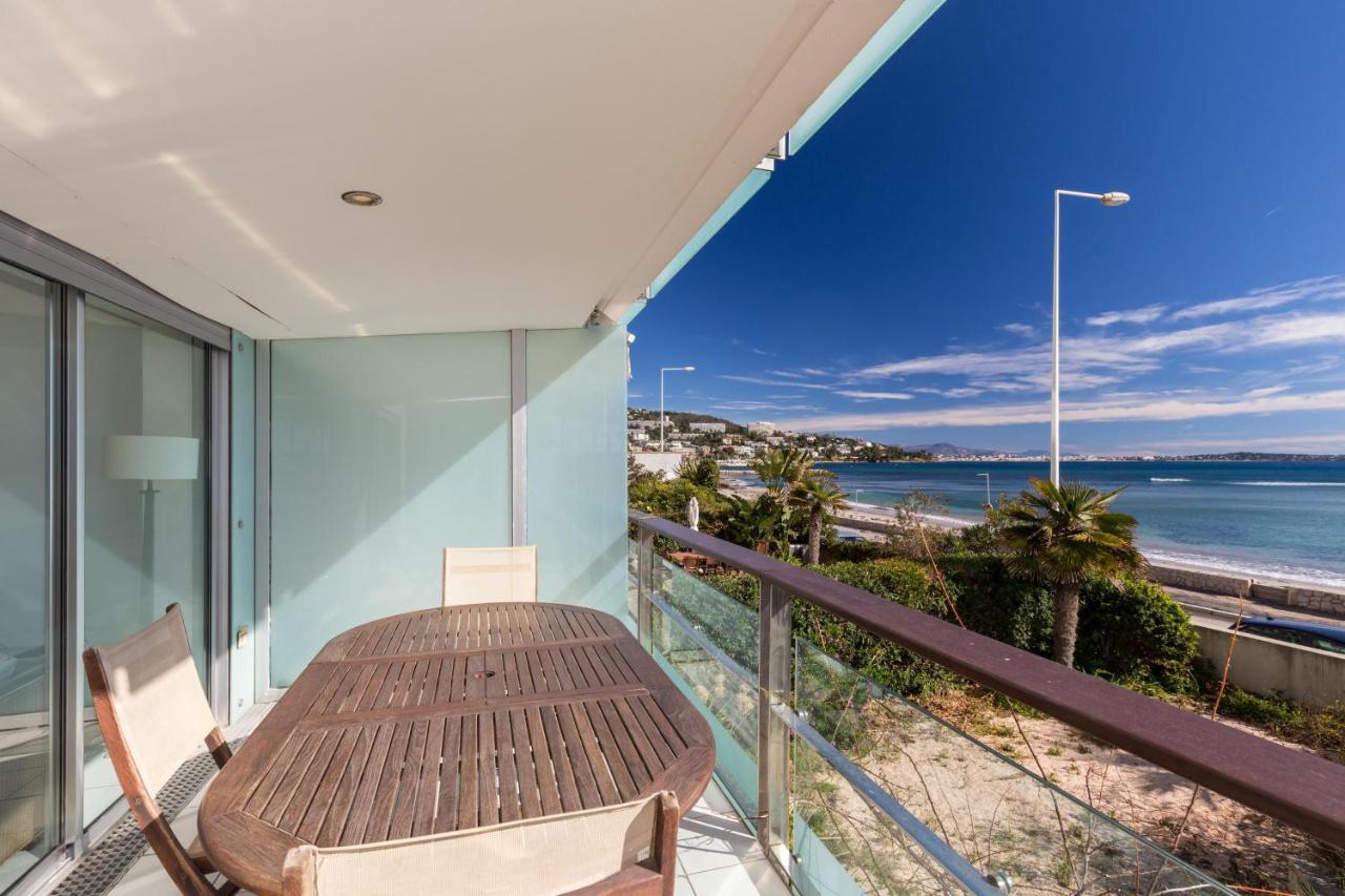 Bright Two Bedroomed Apartment On The Beach In Cannes With Huge Terrace With Fabulous Sea Views - 2001 Bagian luar foto